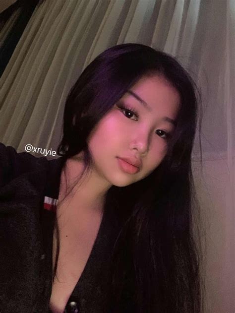 Asian baddie onlyfans