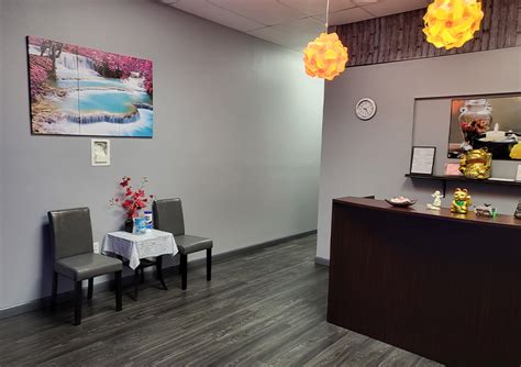 6 reviews and 11 photos of ASIAN MASSAGE BRADENTON "If you are looking for a strong, deep-tissue massage to improve sore areas and tight knots, this is the place! It's not fancy or spa-like, but it is clean and the massage ladies know what they are doing. ... Sarasota, FL. 0. 1. Dec 19, 2021.. 