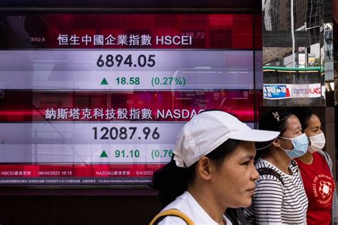 Asian stocks mixed ahead of US job market update