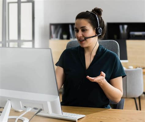 Asistente virtual. In today’s digital age, virtual meetings have become an essential part of our professional lives. With the increasing popularity of remote work and the need for global collaboration, it is crucial to find ways to improve collaboration and p... 