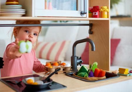 Ask Amy: All hail the toy kitchen!