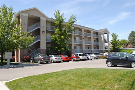 Campus View South #6. 722 N 200 E #6. Campus View South is a condo complex located just south of BYU, at the base of the hill that leads to the testing center! This unit has four private bedrooms for a total of four tenants. This unit also has a washer and dryer, central air, and a dishwasher.