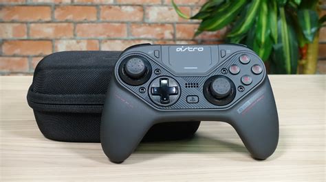 Astro c40 controller.  The Astro C40 TR Controller displays flashing LEDs and does not conn...