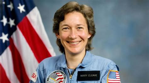 Astronaut Mary Cleave dies; she was the first woman to fly on space shuttle after Challenger disaster