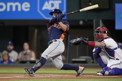 Astros’ Altuve homers in first 3 at-bats against Rangers, gets 4 in a row overall