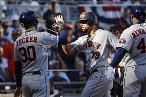 Astros hit 4 homers, with a pair by Abreu, to rout Twins 9-1 and take 2-1 ALDS lead