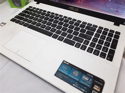 Asus x552w laptop