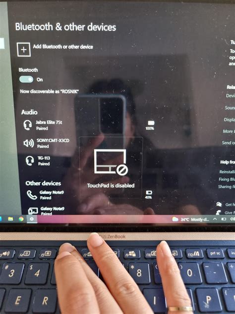 Asus zenbook 14 touchpad not working reddit. .  <a href=https://app.properwallet.com.br/vjo0/coo...