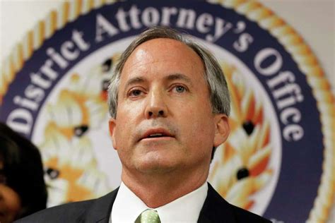 At impeachment, lawyer recounts Texas AG Ken Paxton supervising his investigation into FBI and judge