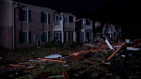 At least 2 killed in Alabama as severe storms and tornadoes sweep