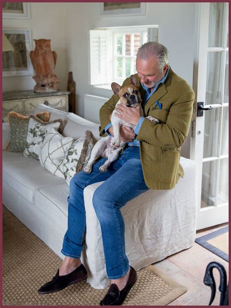Download At Home In The English Countryside Designers And Their Dogs By Susanna Salk