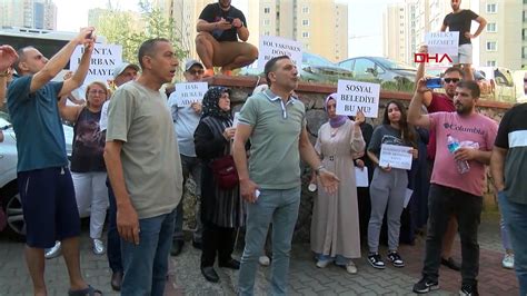 Ataşehir'de imar sorunlarının çözülmesini isteyen mahalle sakinleri eylem yaptıs