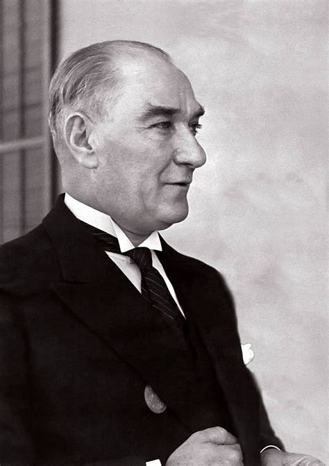 Atatürkün profil resmi