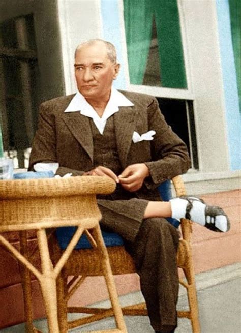 Atatürk ün bilinmeyen fotoğrafları renkli