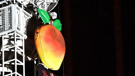 Atlanta’s New Year’s Eve Peach Drop canceled because of ... - WTVM