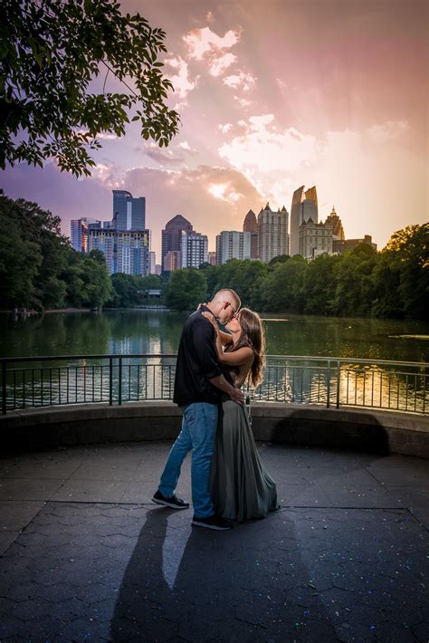 Atlanta photographers. With two photographers included in every wedding photography collection, we average 100 – 150 images per hour. For example – for a standard 8 hour wedding day, we typically deliver 800 – 1200 images. With fewer guests in attendance and fewer details to photograph, you can expect to receive fewer images on the spectrum. 