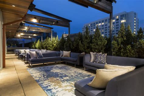 Atlanta rooftop bar. This flexible space features its own menu of bites and libations, perfect for weekend get-togethers, private events and happy hour in Midtown Atlanta. With views and brews, our casual outdoor whiskey bar includes intimate firepit seating, outdoor games, an Instagram-worthy mural and more. Open at 5 pm daily. View Rooftop … 