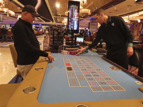 Atlantic City 1Q casino earnings down nearly 15% from year ago