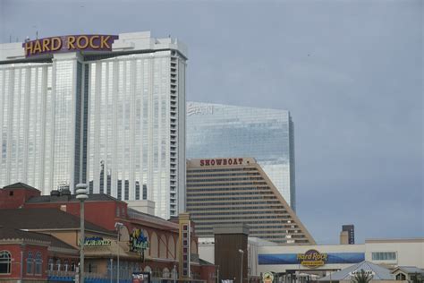 party city casino 2013