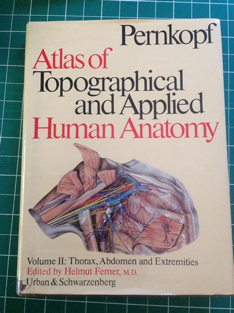 Atlas de anatomía pernkopf de cabeza de anatomía humana topográfica y aplicada. - Nightglow observations at ås during the i. g. y..