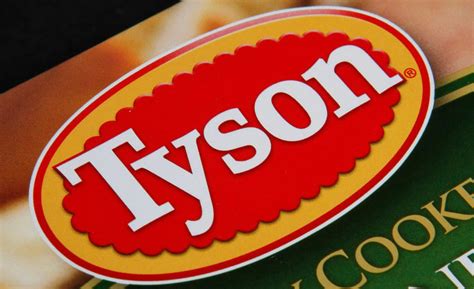 Attorney general urges Tyson Foods to sell two southern Missouri plants