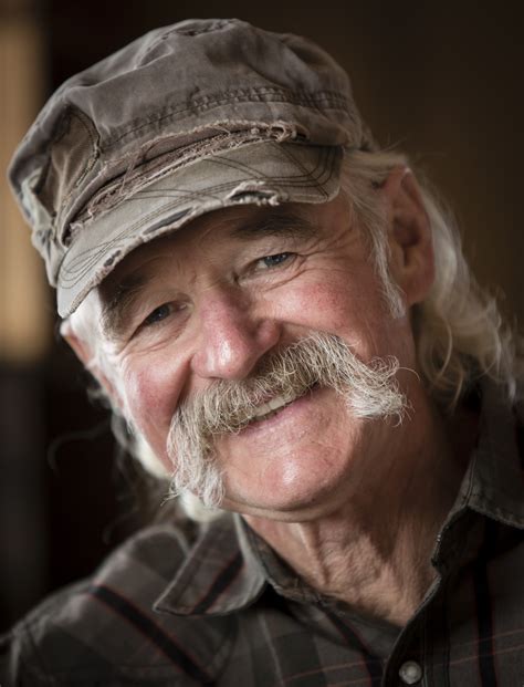 Atz kilcher. Atz Kilcher is an American musician, artist and reality TV star who has a net worth of $5 million dollars. He is known for starring on the Discovery Channel show Alaska: The Last Frontier. It ... 