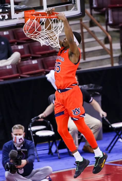 Auburn tigers basketball. Story Links AUBURN, Ala. – The Barclays Center in Brooklyn has been good to Auburn men's basketball in recent years. The Tigers won the Legends Classic there in 2019, knocking off New Mexico and ... 