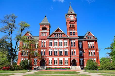 Auburn.edu - Auburn University, one of the South’s largest universities, is a leader in arts and applied science education, and it brings a tradition of spirit to the responsive career preparation it offers.