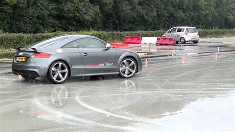 Audi tt rs drift