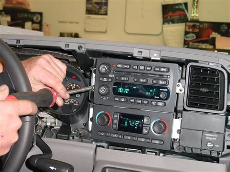 Audio installation guide for gmc 2006 sierra. - Europa mit motoryacht helge jan en.