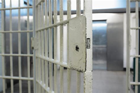 Audit: Maryland corrections department failed to follow overtime policies