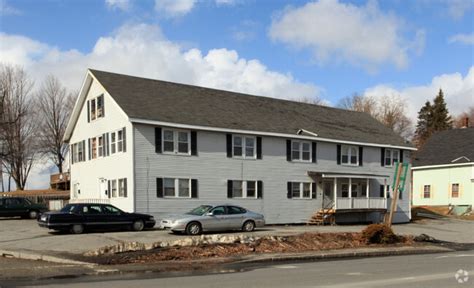 craigslist Apartments / Housing For Rent "portland area" in Maine. see also. ... Augusta Pristine condition log-style home, private 4 acres in central Freeport ... Apartment Available for rent in Wells, Maine. $1,950. Wells Standard room w/ Full sized bed. $290. 2 Bedroom Suite.. 