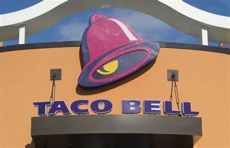 Aurora Taco Bell food poisoning case closed, no charges filed