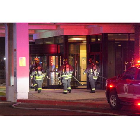 Aurora firefighters work 2-alarm fire at restaurant