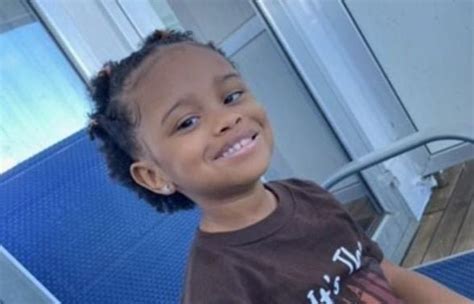 Aurora police searching for missing 5-year-old find bag of charred remains in mother’s apartment