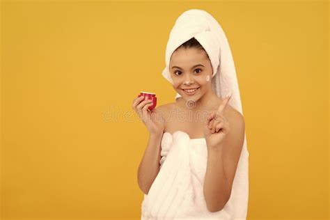 💦 [CLIP] Aussie Teen Shower Leaked