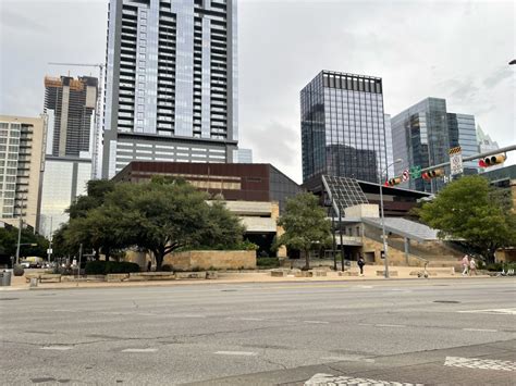 Austin City Council: Filling public safety gaps with private developers