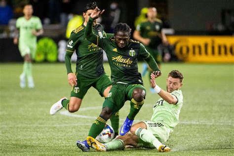 Austin FC's downhill slide continues in 2-1 loss at home to Portland Timbers