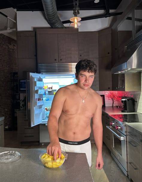 Austin Mahone Gay Free