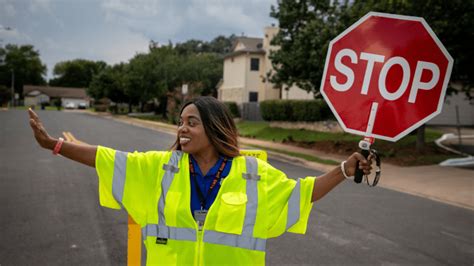 Austin crossing guard applications increase following $20 city minimum wage increase