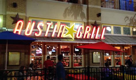 Austin grill. Star Cinema Grill 