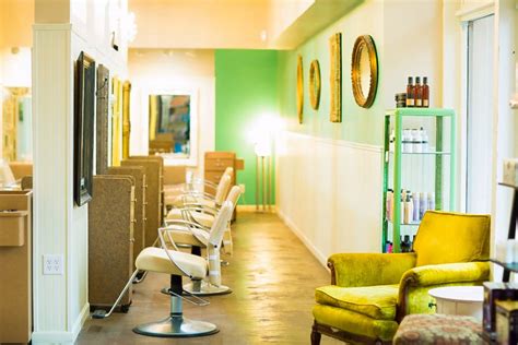 Austin hair salons. Update: Some offers mentioned below are no longer available. View the current offers here.   My first trip to Austin, Texas, the land of breakfast tacos... Update: Some offers... 