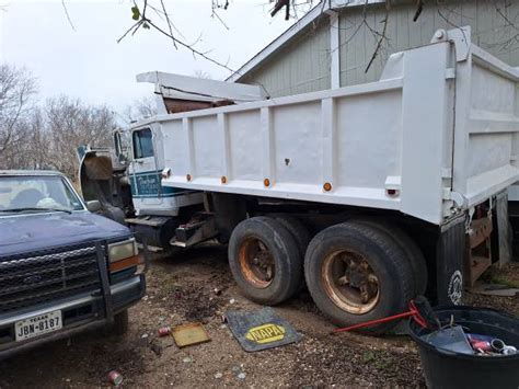 Austin heavy equipment craigslist. craigslist Heavy Equipment "dump trucks" for sale in Austin, TX. see also. NEW BUILD DUMP TRUCKS. $0. ... austin 2015 KOBELCO SK140SR LC-3, LOW RATE INHOUSE FINANCING ... 
