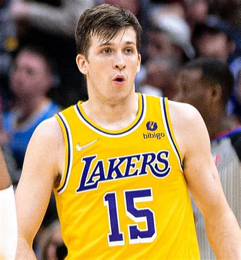 Apr 12, 2023 · Austin Reaves Height and Weight Austin Reaves, the shooting guard for the Los Angeles Lakers, stands at a height of 6 feet 5 inches (1.96 meters). He weighs around 89 kg (196 lbs), which is considered to be a healthy weight for someone of his height and build. . 