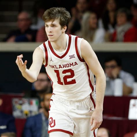 Austin Reaves averaged 18.4 points per game during his senior season at Oklahoma. AP. The 23-year-old was celebrated in a jumping huddle by LeBron James and more of L.A.’s future Hall of Fame .... 