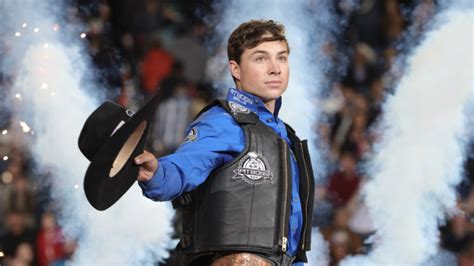 Richardson, who rides for the Austin Gamblers in the separate PBR Team Series, earned a check for $37,500 and 88 Unleash The Beast points. He surged to the top of the event leaderboard, now tied for the first-place position alongside Derek Kolbaba (Walla Walla, Washington), climbing from No. 38 to No. 27 in the overall series standings.