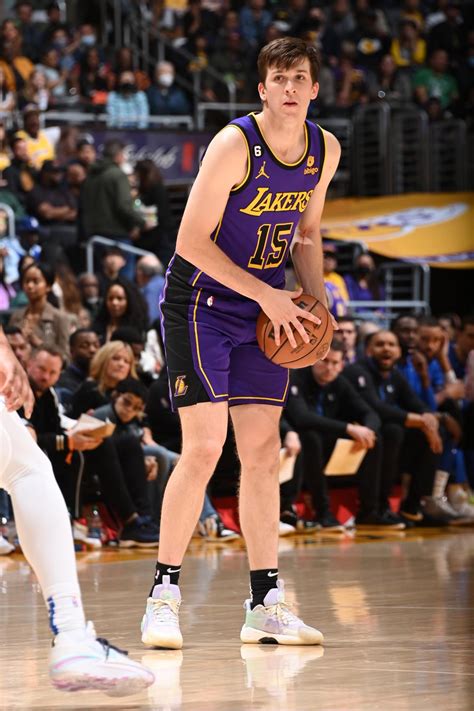 Austine reeves. Austin Reaves has gone from undrafted free agent on a two-way deal to an invaluable role player for the Lakers. The Los Angeles Lakers entered the final possession of Wednesday's game against the ... 