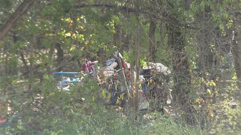 Austinites concerned of growing tent community in southeast park