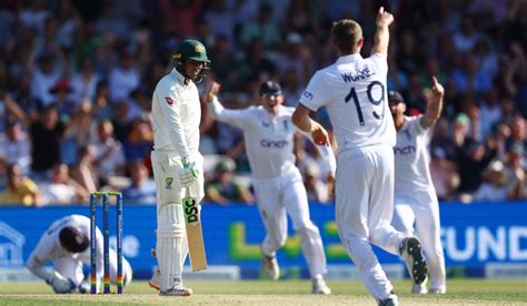 Australia 29-1 at tea to lead England by 55 runs in 3rd Ashes test; Broad gets Warner again