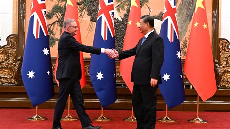 Australian and Chinese leaders talk pandas and wine as ties improve despite disagreements